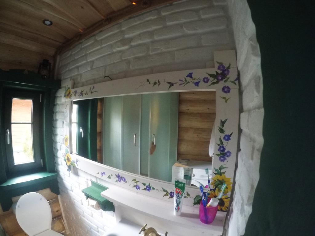 Eco House Butinar Villa Kosmach ภายนอก รูปภาพ